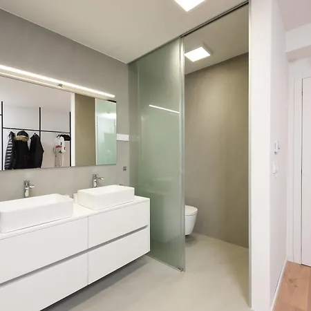 Fux Luxury Infinty-pool *