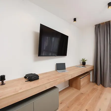 Fux Luxury Infinty-pool Zadar