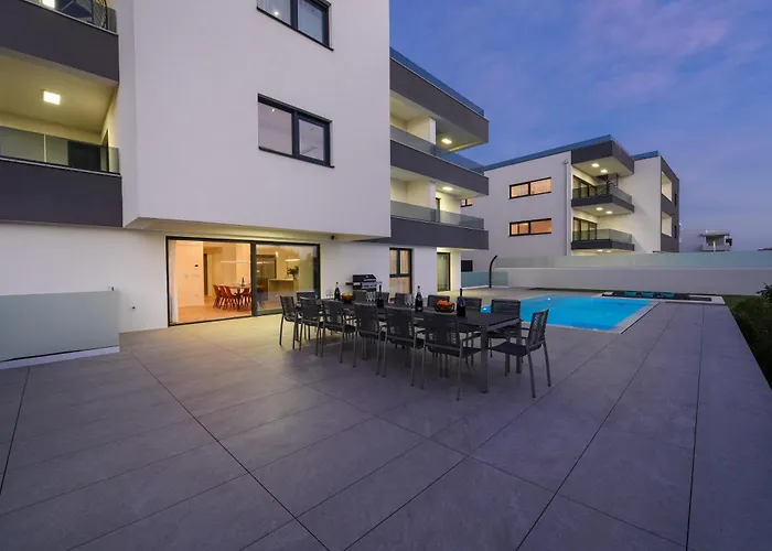 Appartement Fux Luxury Infinty-pool Zadar