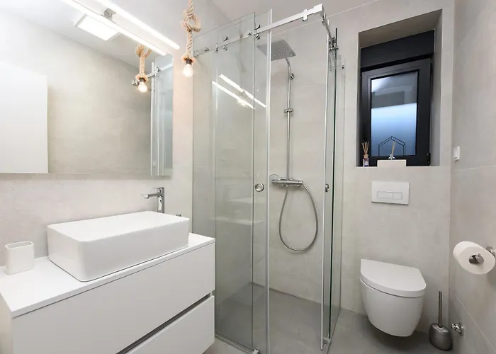 Fux Luxury Infinty-pool Apartman *