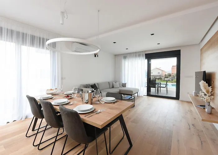 Fux Luxury Infinty-pool