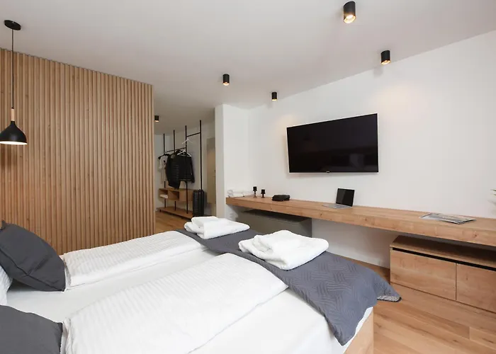 Fux Luxury Infinty-pool