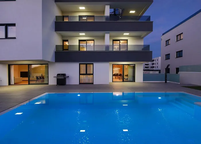 Apartman Fux Luxury Infinty-pool *