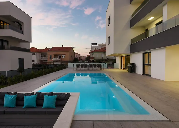 Apartman Fux Luxury Infinty-pool
